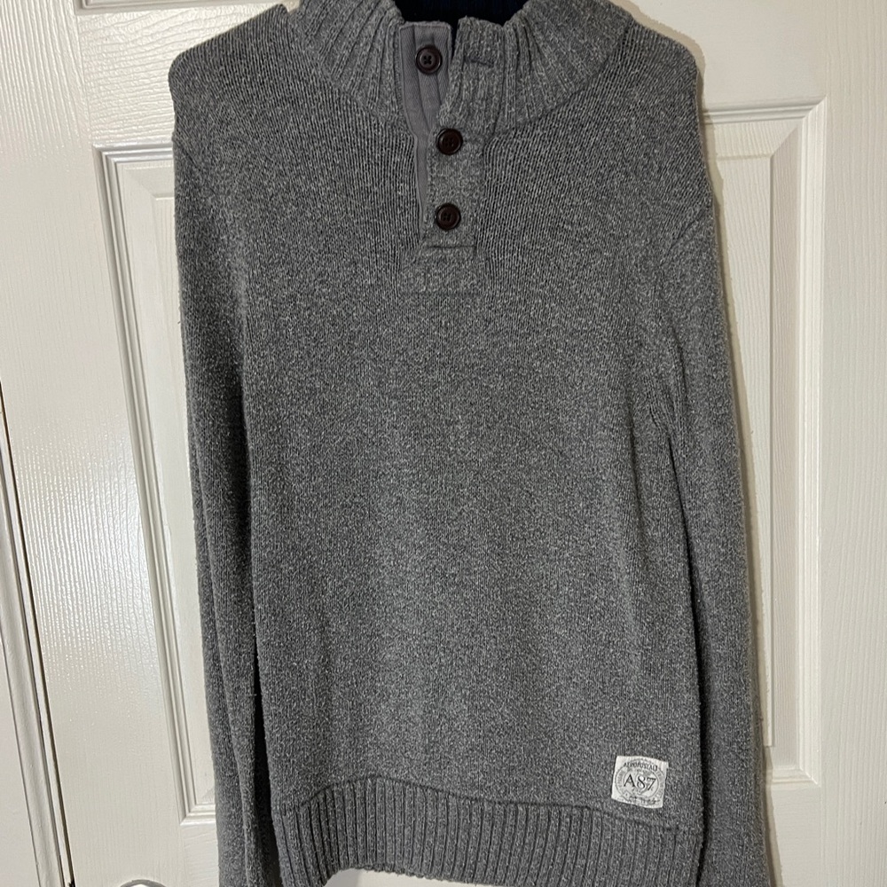 Aeropostale Gray Pullover Sweater with Button Collar